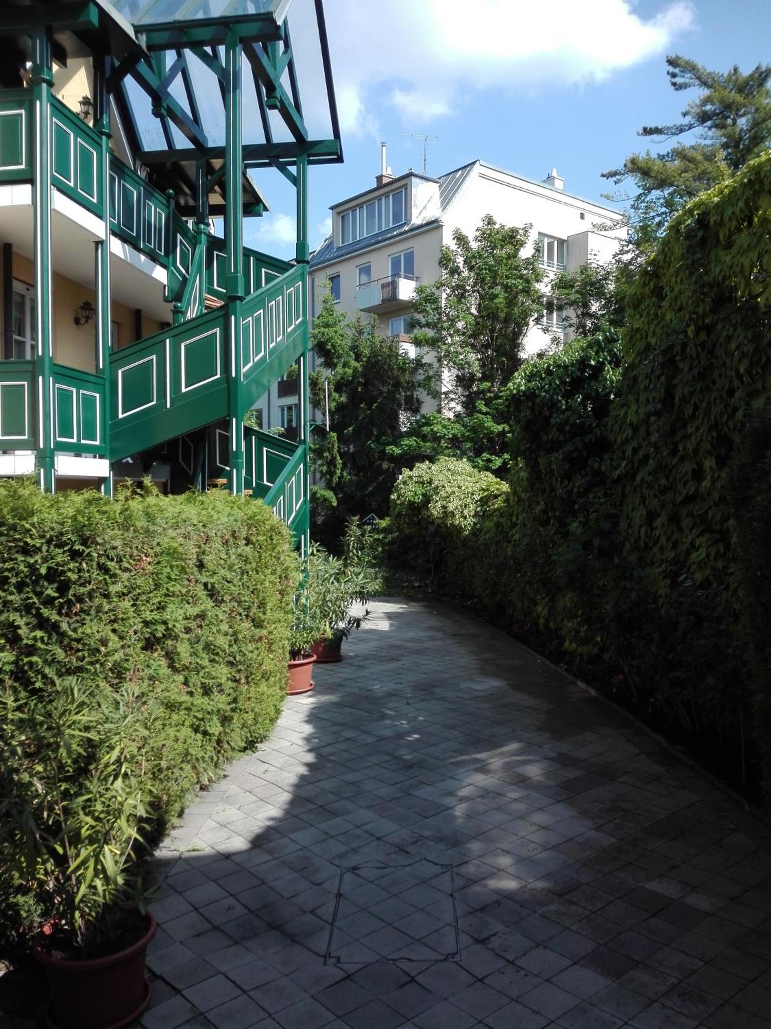 Hotel Schneider-Goessl Vienna Exterior photo